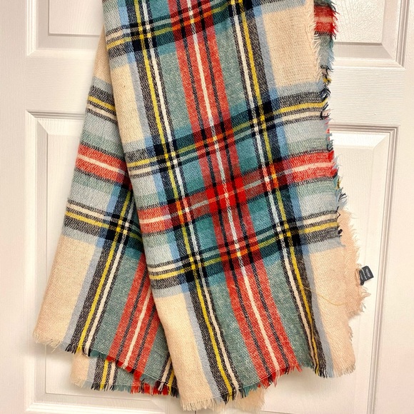 Giant Plaid Blanket Scarf